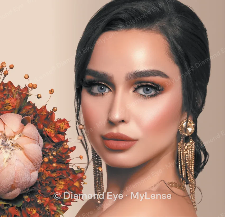 Mylense Perla Cristal عدسات لاصقة ملونة على عيون الموديل
