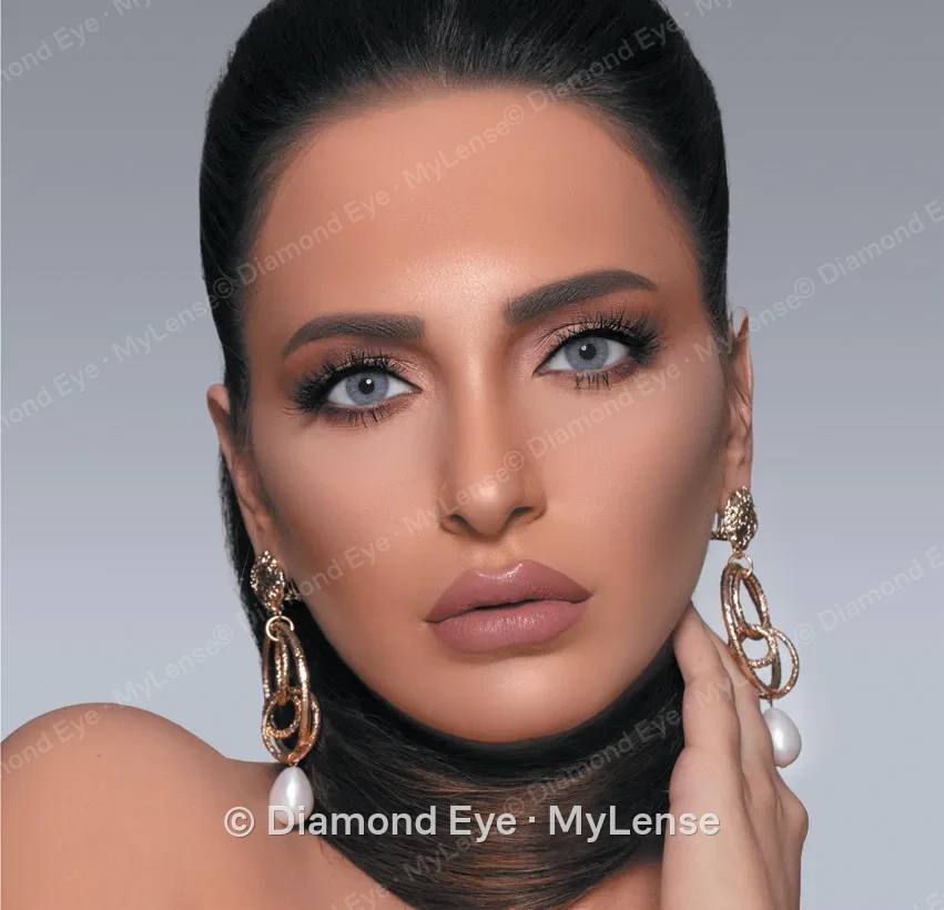 Mylense Perla Dove عدسات لاصقة ملونة على عيون الموديل